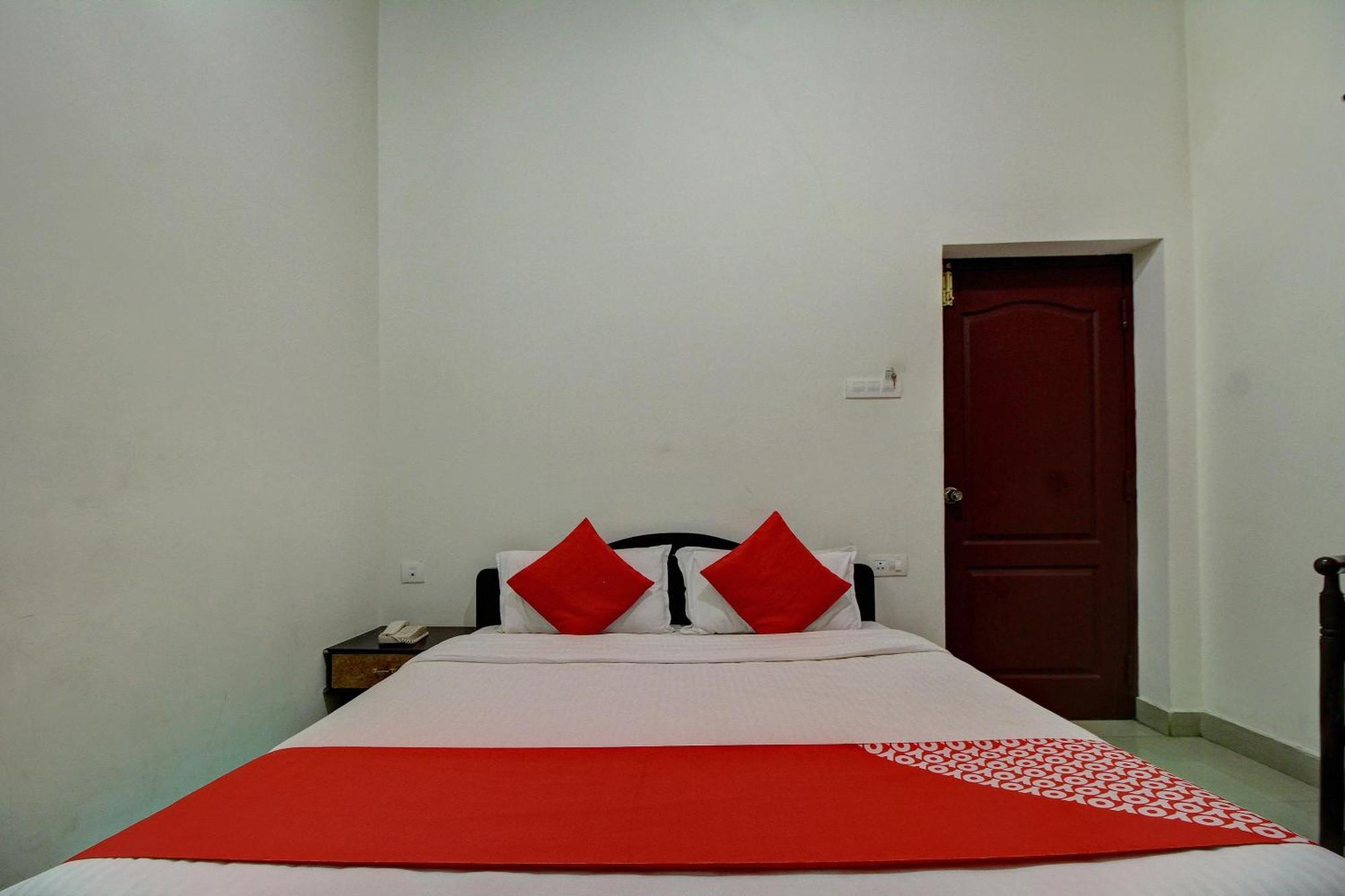Hotel Rj Inn Kodaikanal Bagian luar foto